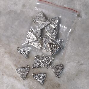 Silver Textured Pepperoni Pizza Charms 18 Piece